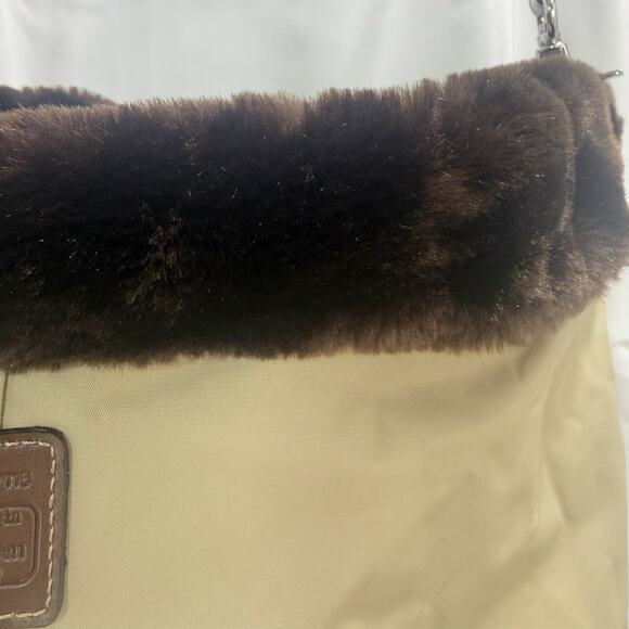 Liz Claiborne Tan Poly Vinyl Brown Faux Fur Trimmed Handbag - Picture 4 of 16